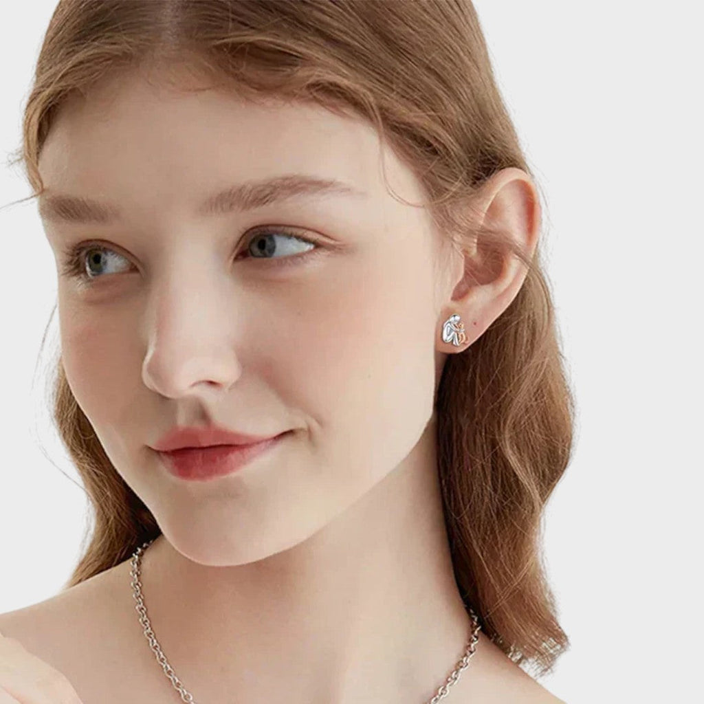 Carminho | Cat Hug Earrings