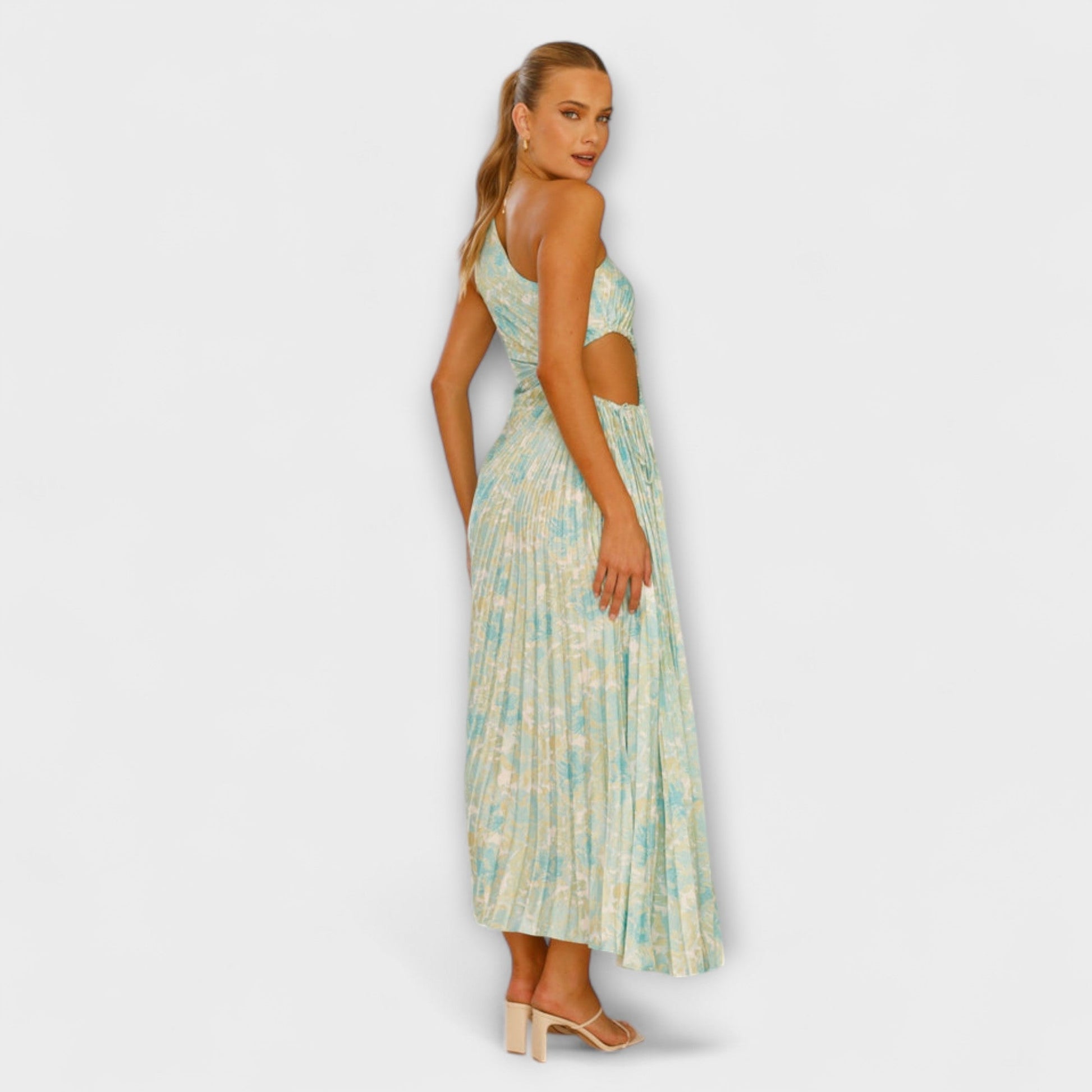 Sienna | Elegant Maxi Dresses with Décolleté