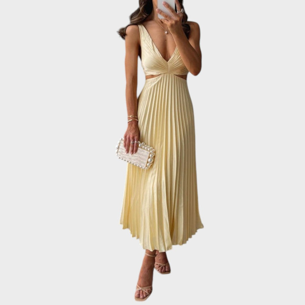 Noa | Long Yellow Pleated Dress with V-Neck