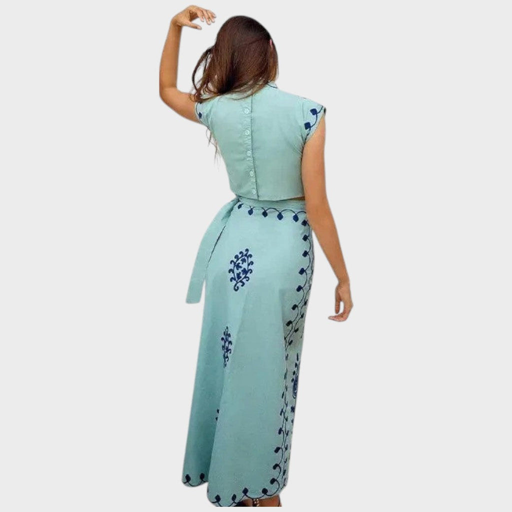 Duna | Embroidered Set