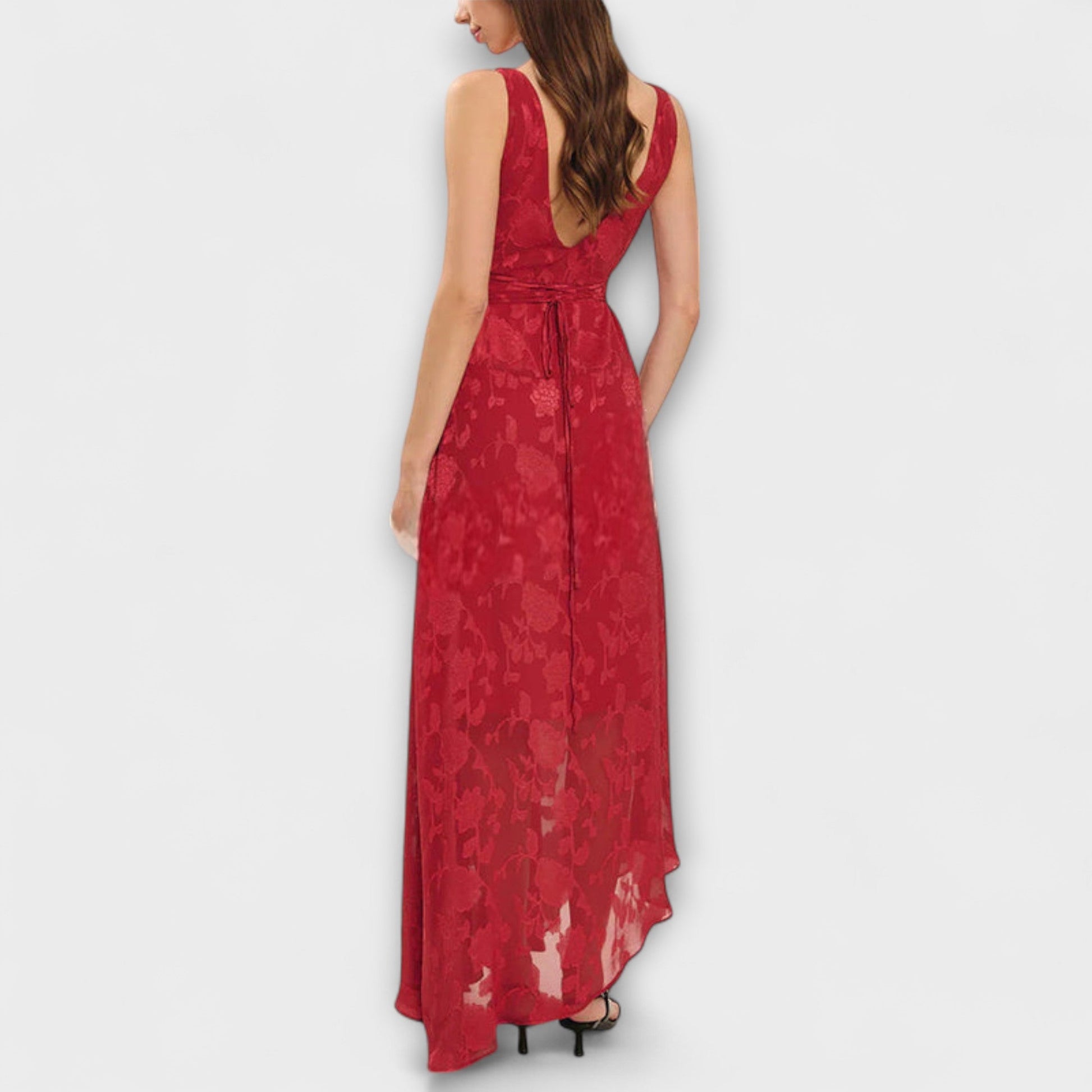 Opal | Elegant Sleeveless Maxi Dress with Lace Pattern