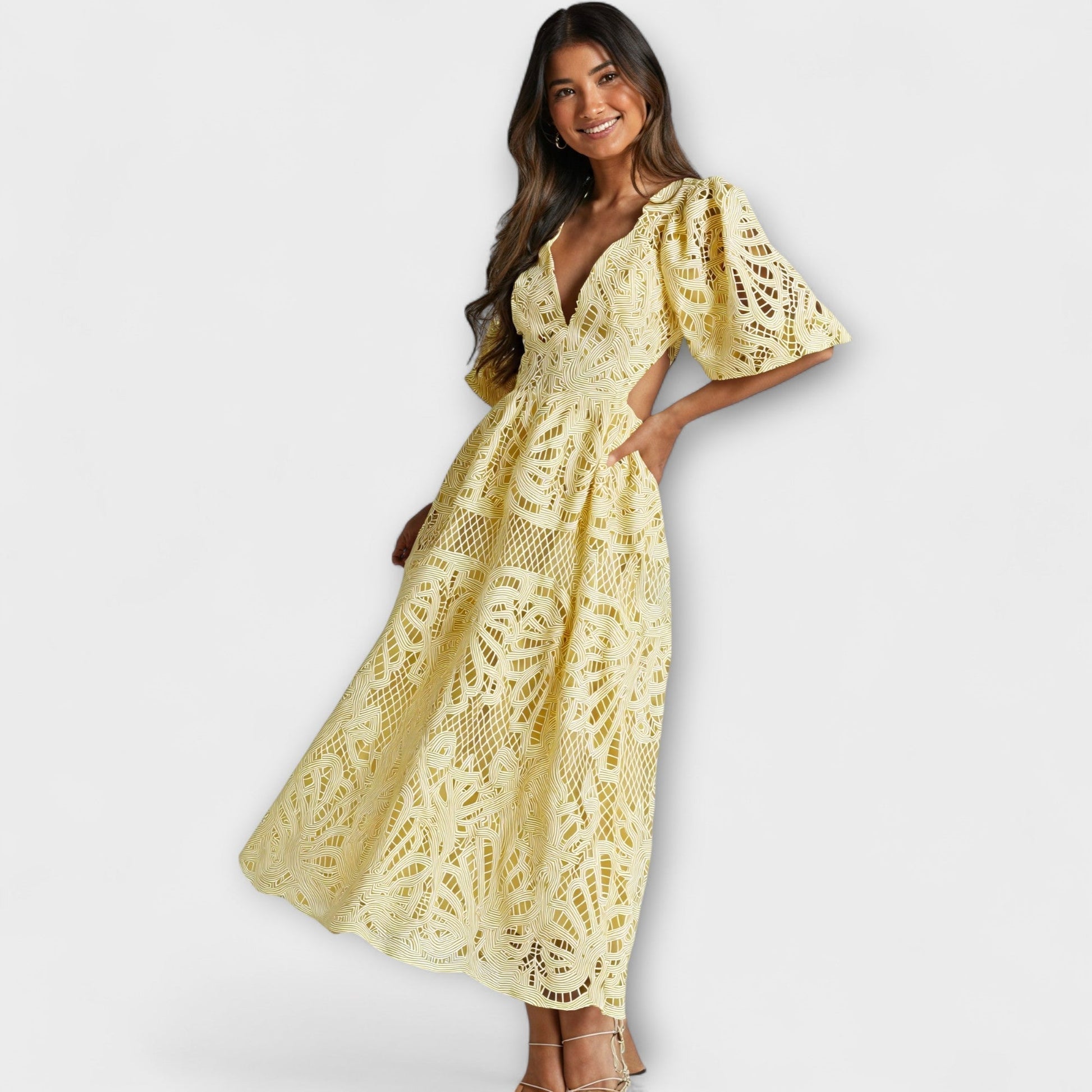 Grace | Elegant dresses with delicate details
