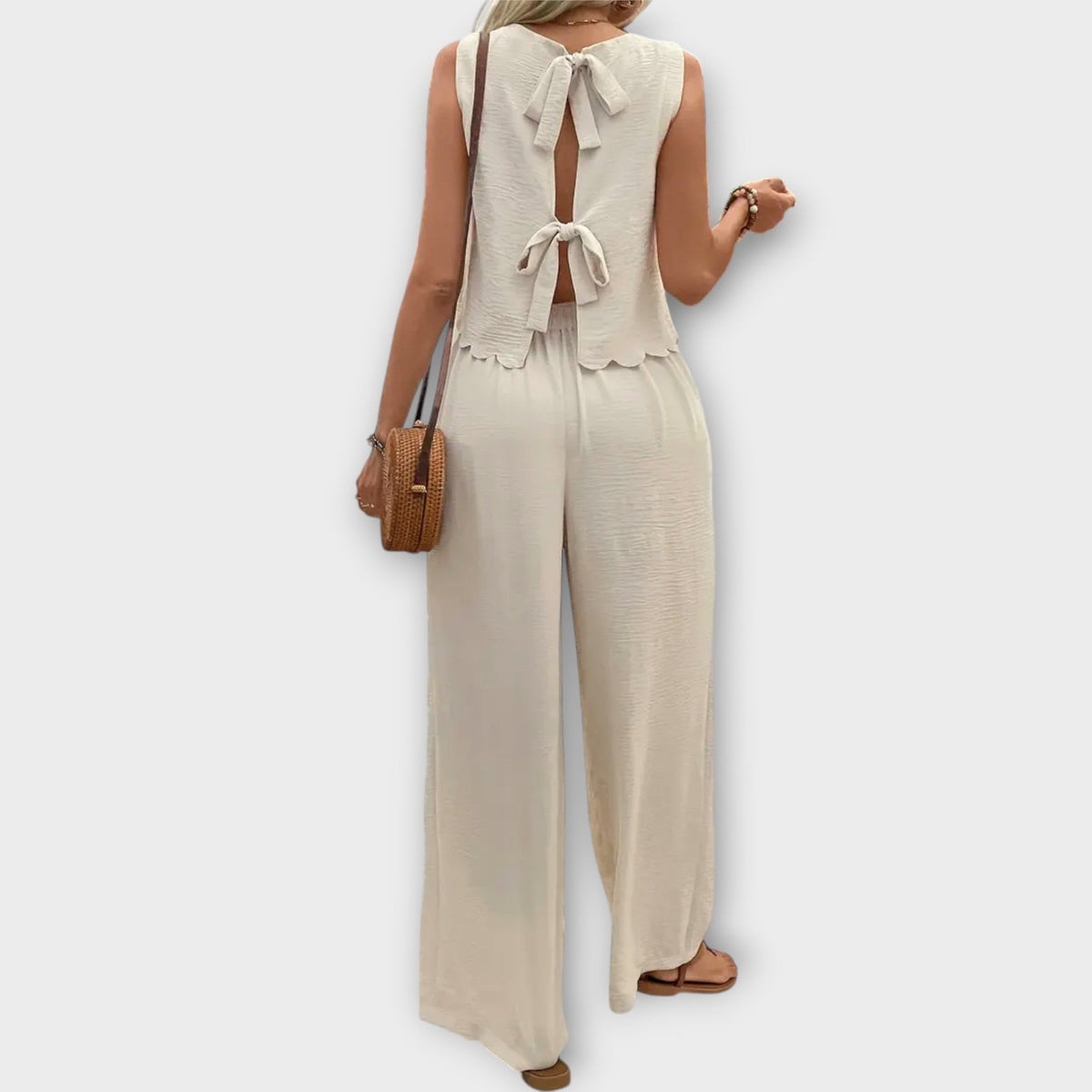 Valería | Vest with Petal Edge and Long Pants