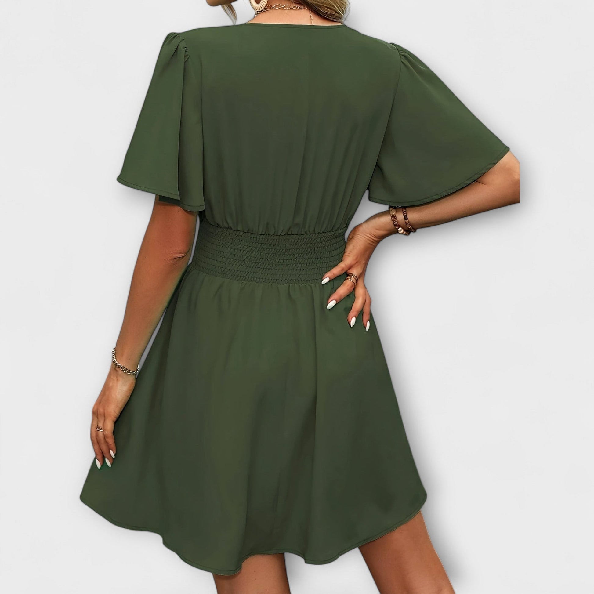Winslet | Dress with Pleated Belt and V-Neck