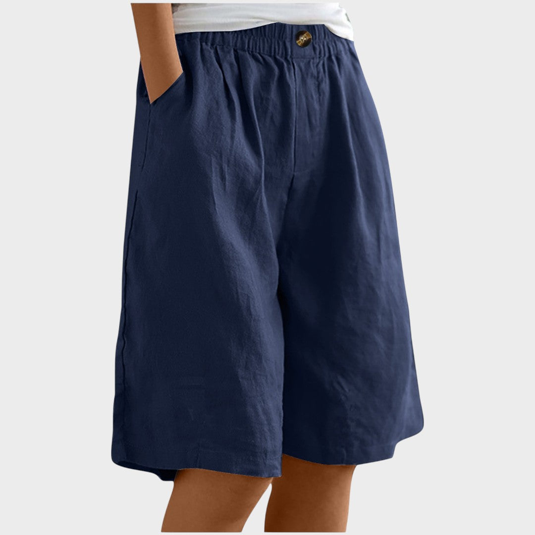 Isabela | Medium Shorts