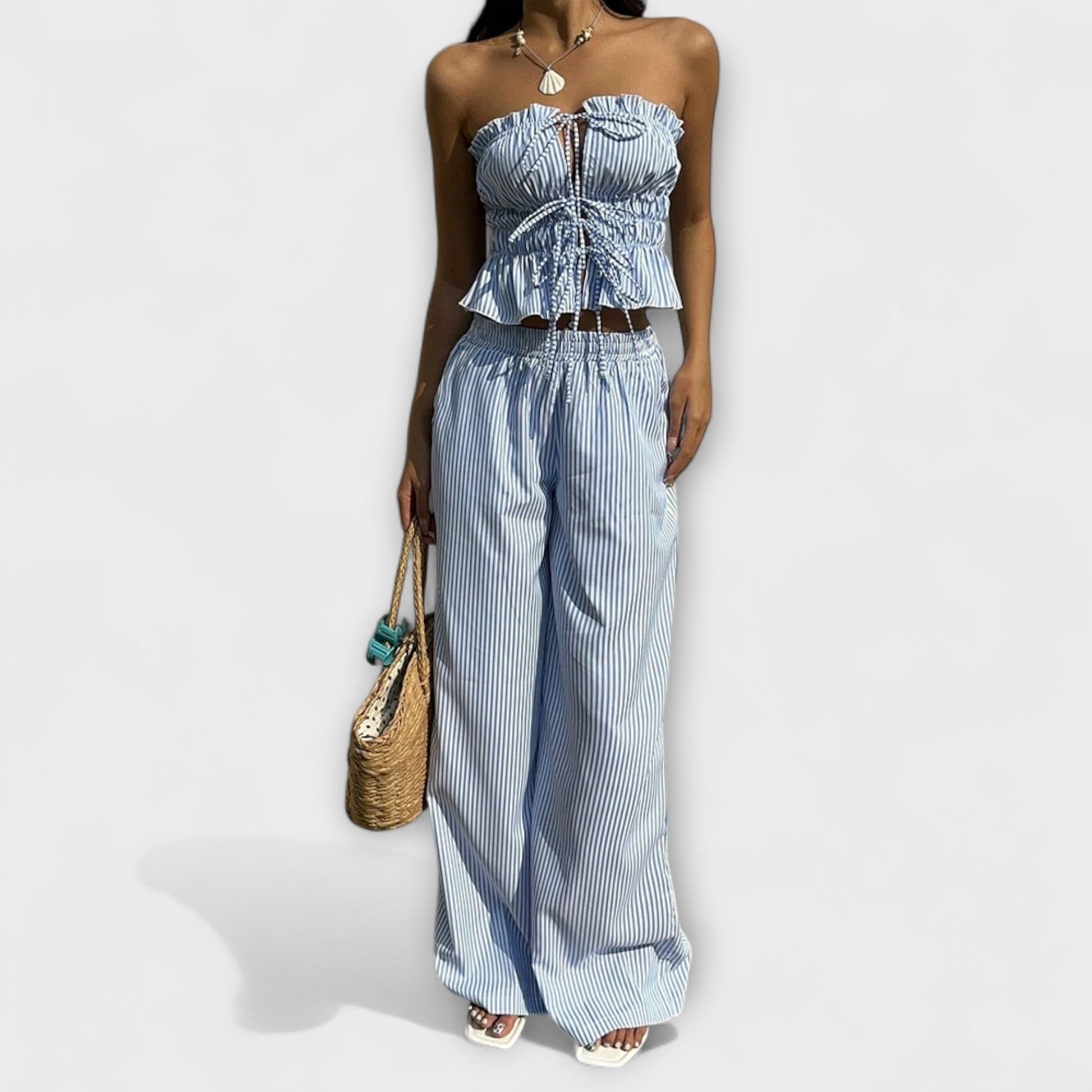 Nia | Summer Set