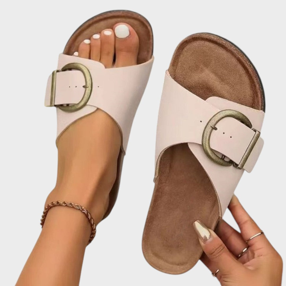 Bianca | Orthopedic sandals with buckles