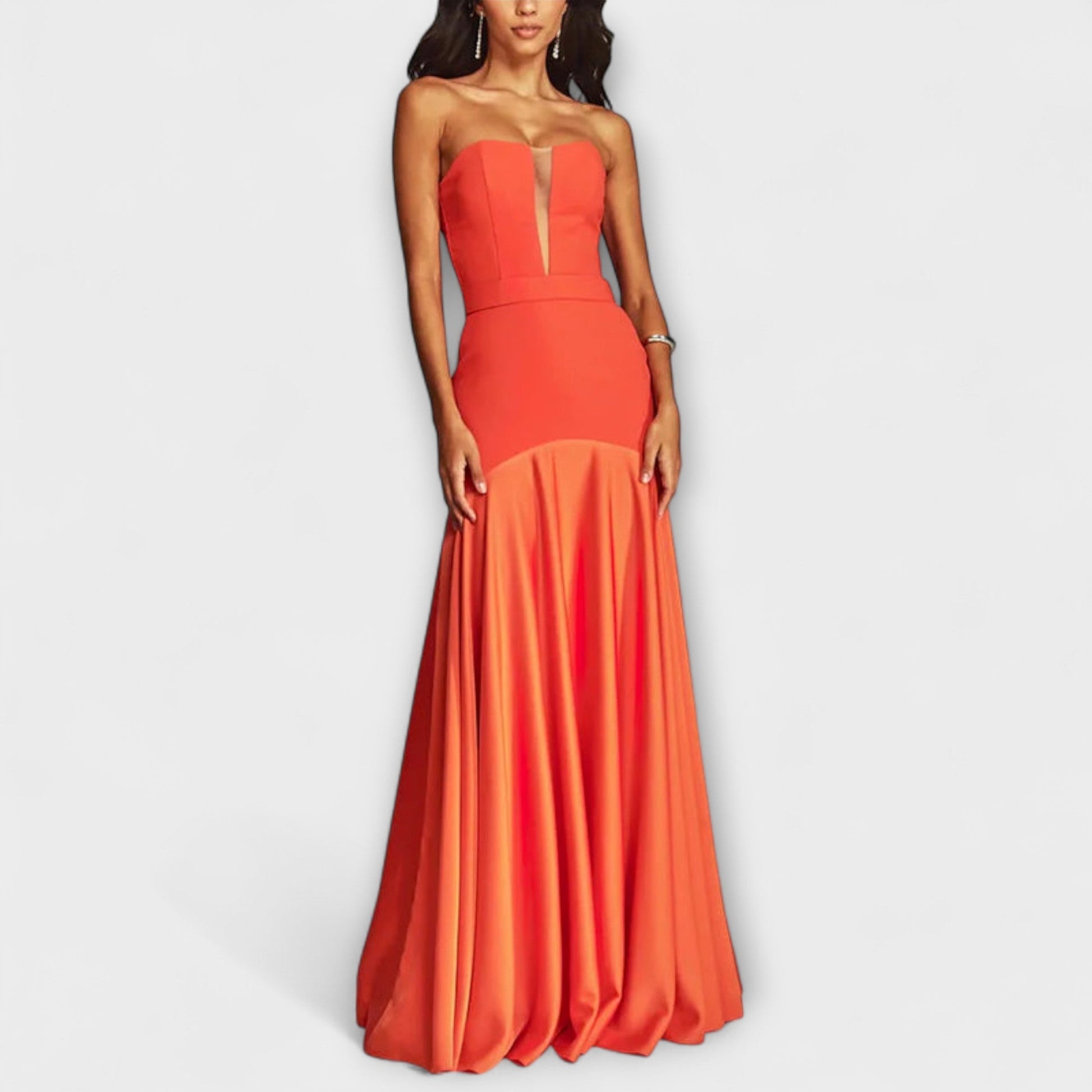 Vada | Maxi dress with off-shoulder design and deep V-neck