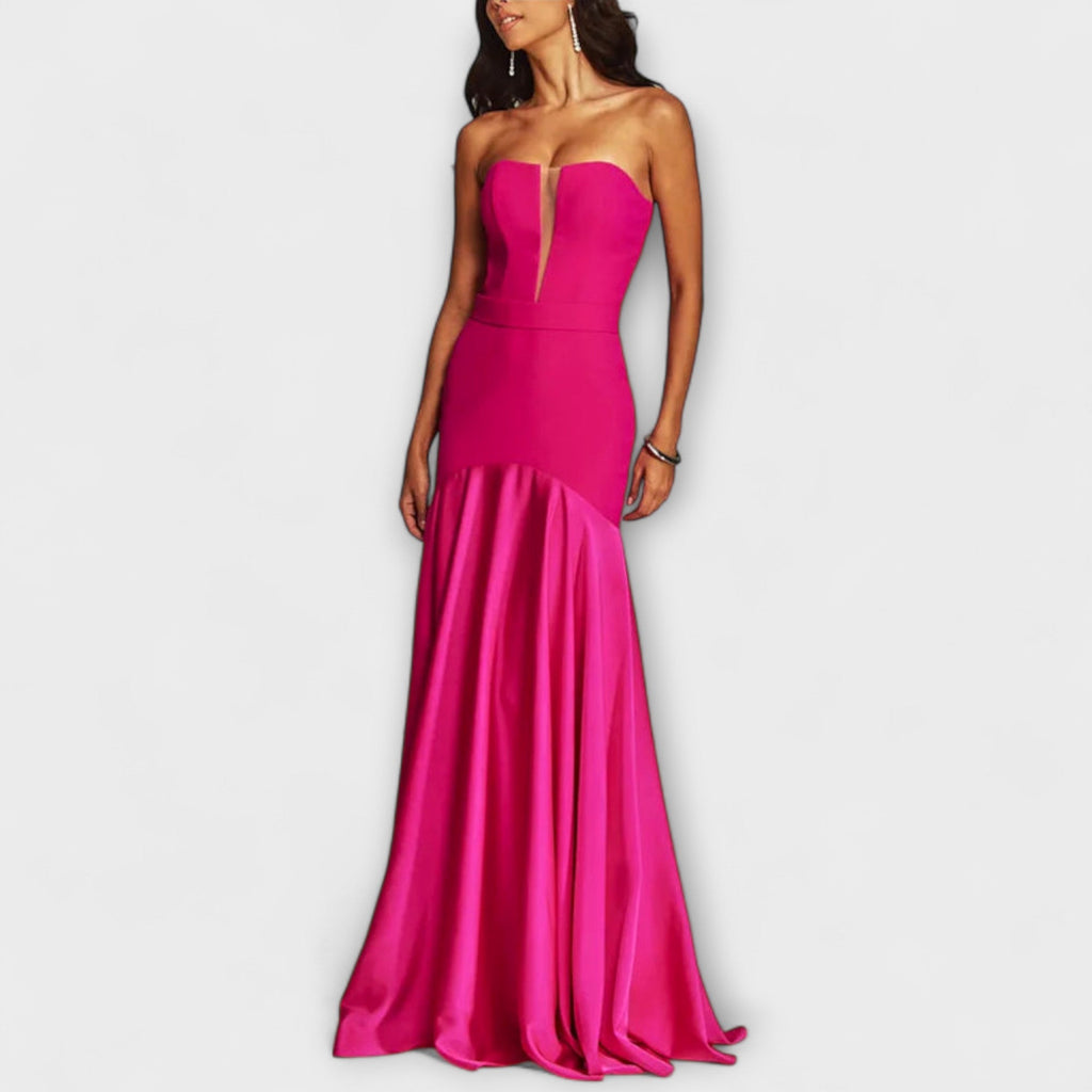 Vada | Maxi dress with off-shoulder design and deep V-neck